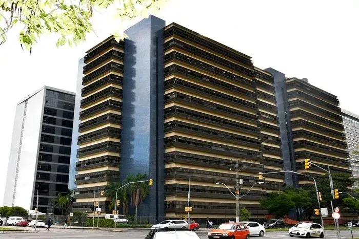 TJ protocola projeto de revisão da Carreira; SIMPE-RS cobra negociação no MP